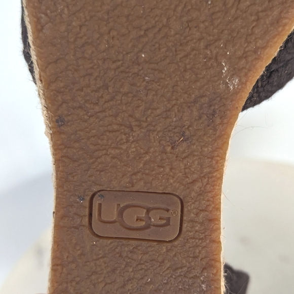 UGG Women's Classic Black Delmar Espadrille Wedges - Picture 11 of 13